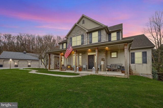 530 BAIRS MILL RD, Wrightsville, PA 17368