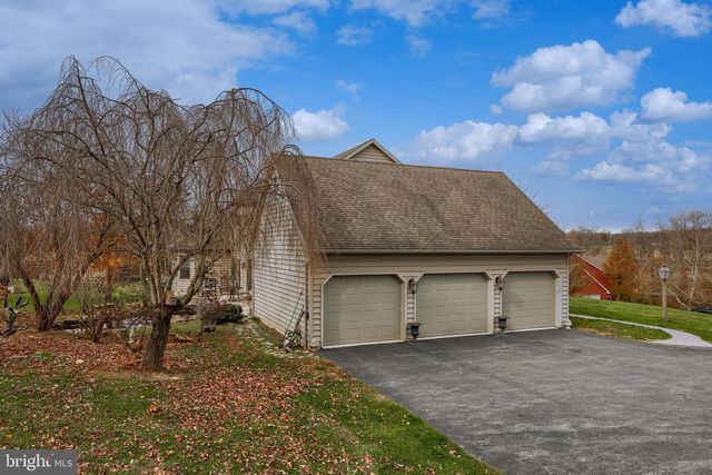 530 BAIRS MILL RD, Wrightsville, PA 17368