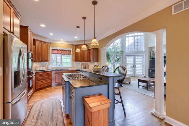 530 BAIRS MILL RD, Wrightsville, PA 17368