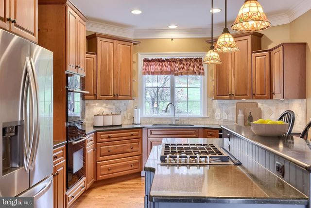 530 BAIRS MILL RD, Wrightsville, PA 17368