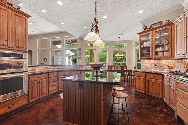 19002 Timberlake Oaks Drive, Tomball, TX 77377