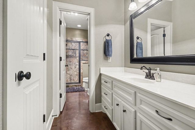 19002 Timberlake Oaks Drive, Tomball, TX 77377