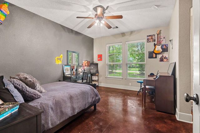 19002 Timberlake Oaks Drive, Tomball, TX 77377