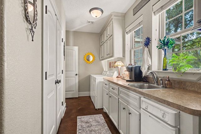 19002 Timberlake Oaks Drive, Tomball, TX 77377
