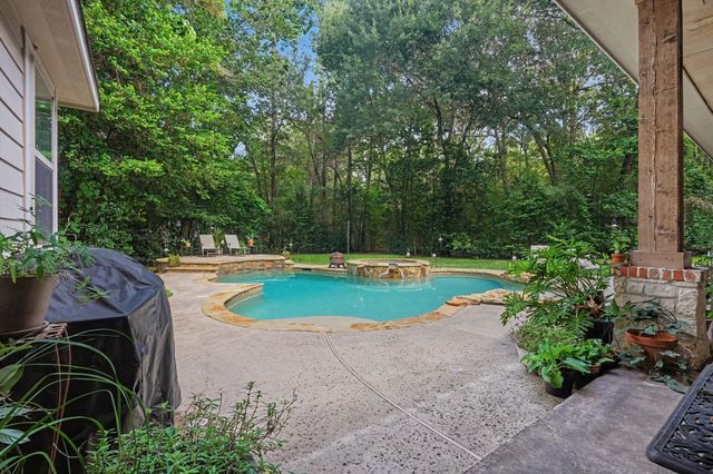 19002 Timberlake Oaks Drive, Tomball, TX 77377