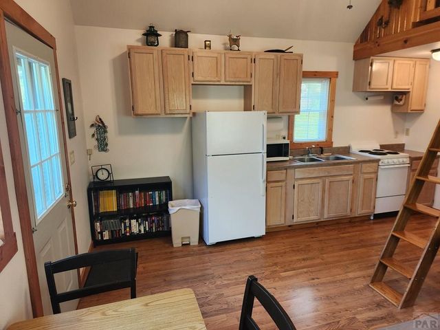 181 Lion Gulch Rd, Rye, CO 81069