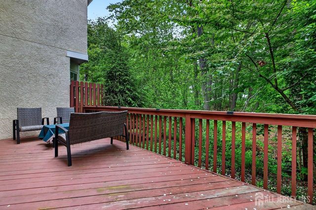 64 Ashford Drive, Plainsboro, NJ 08536
