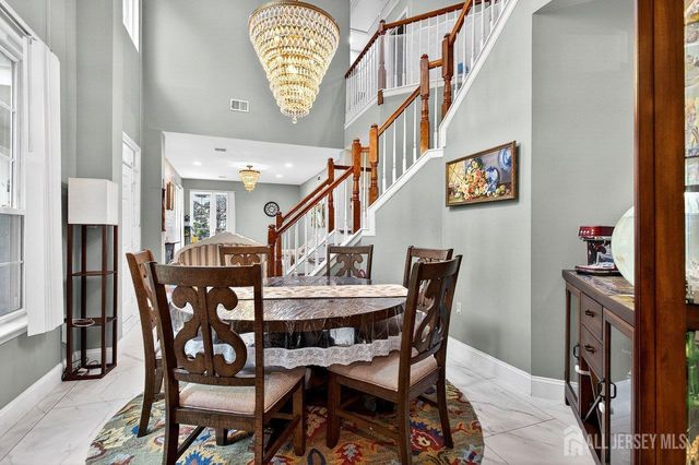 64 Ashford Drive, Plainsboro, NJ 08536