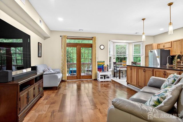 64 Ashford Drive, Plainsboro, NJ 08536