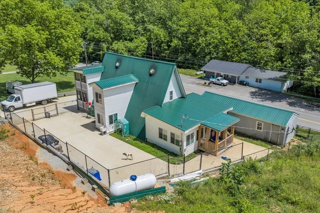 475 Lost Creek Rd, Lynchburg, TN 37352