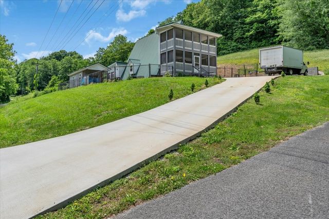 475 Lost Creek Rd, Lynchburg, TN 37352