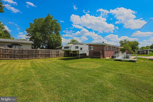 6649 CHIPPEWA DR, Baltimore, MD 21209