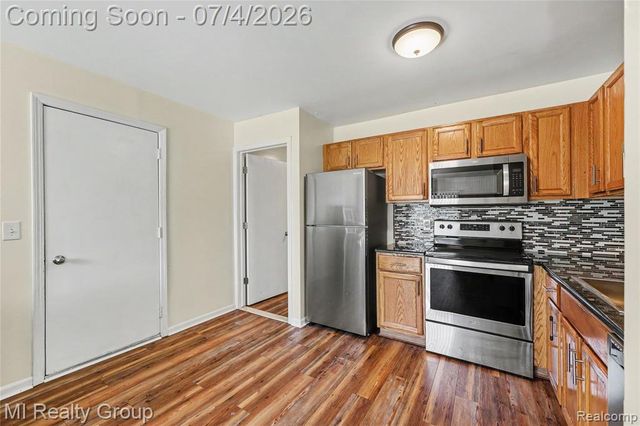 50187 N Jimmy Court, Chesterfield, MI 48047