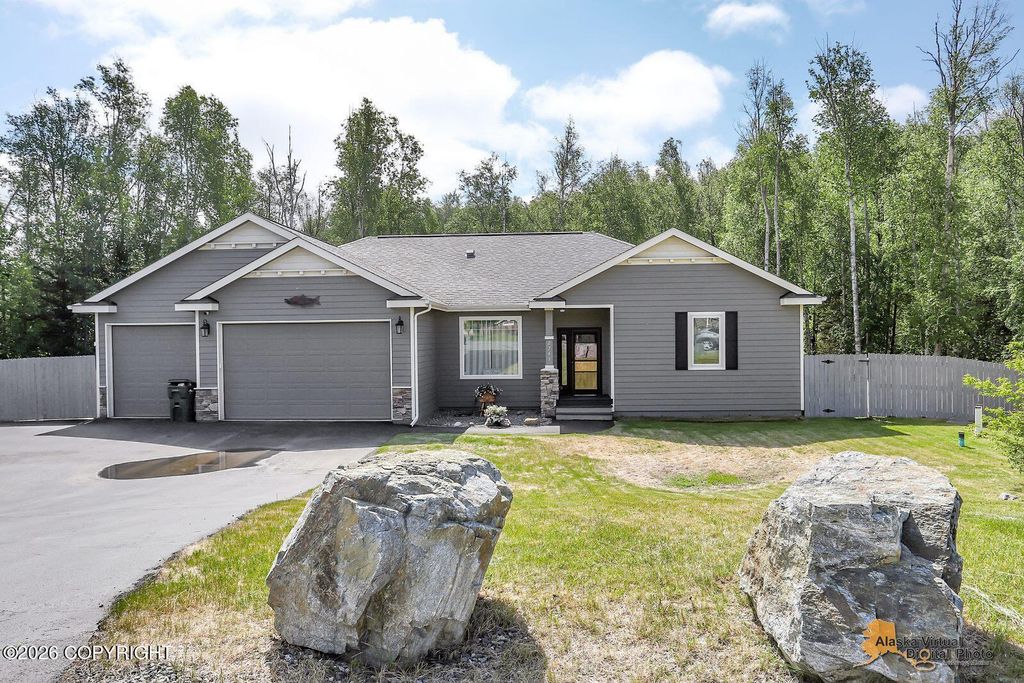 2741 S Duck Circle, Wasilla, AK 99654