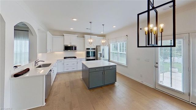 5927 Clouds Harbor Trail, Clemmons, NC 27012