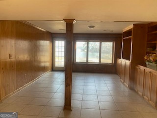185 E Lakeview Drive NE, Milledgeville, GA 31061