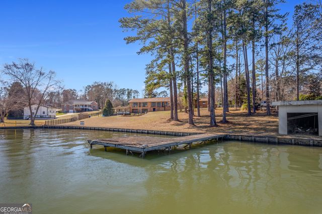 185 E Lakeview Drive NE, Milledgeville, GA 31061