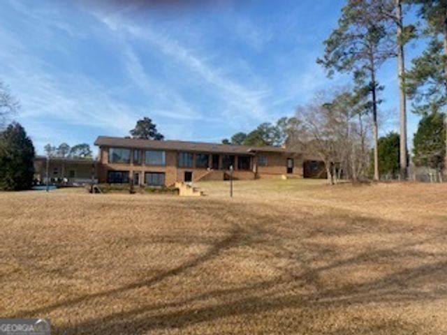 185 E Lakeview Drive NE, Milledgeville, GA 31061