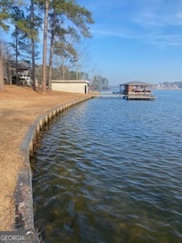 185 E Lakeview Drive NE, Milledgeville, GA 31061