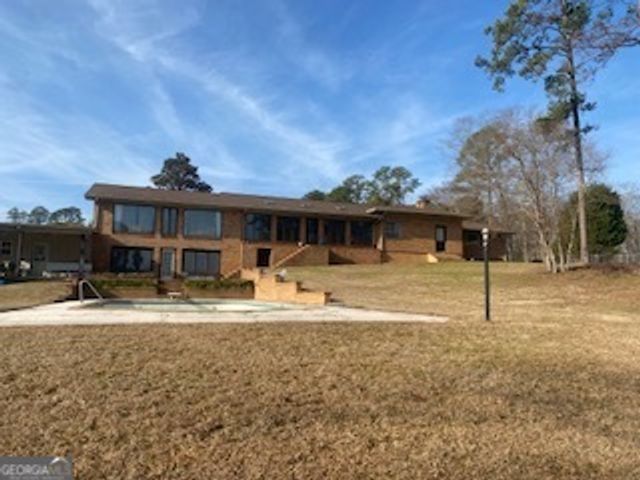 185 E Lakeview Drive NE, Milledgeville, GA 31061