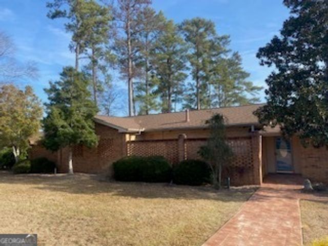 185 E Lakeview Drive NE, Milledgeville, GA 31061