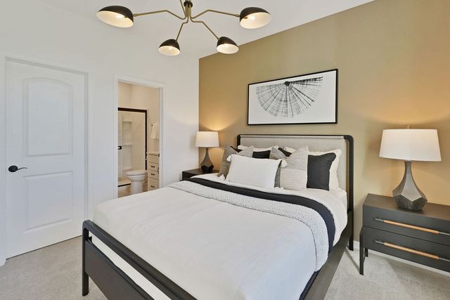 1820 Lewis Drive, Deerfield, IL 60015