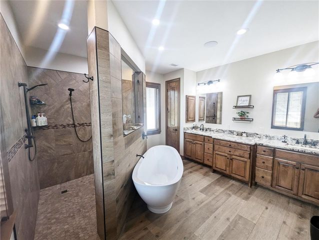 710 ALBEE ROAD W, Nokomis, FL 34275