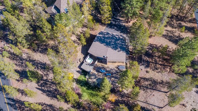 17905 Rhododendron Lane, Sunriver, OR 97707