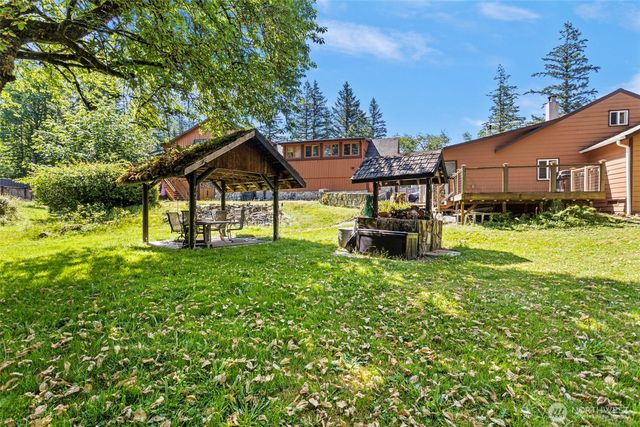 10708 428th Avenue SE, North Bend, WA 98045