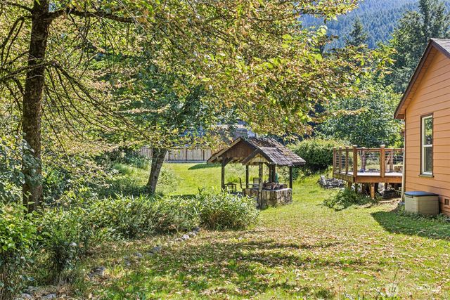 10708 428th Avenue SE, North Bend, WA 98045