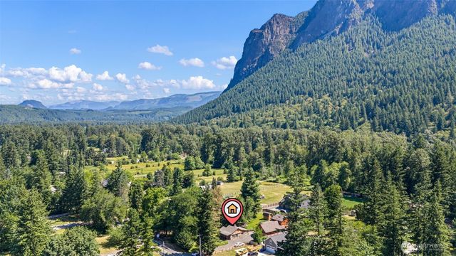 10708 428th Avenue SE, North Bend, WA 98045