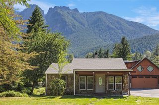 10708 428th Avenue SE, North Bend, WA 98045