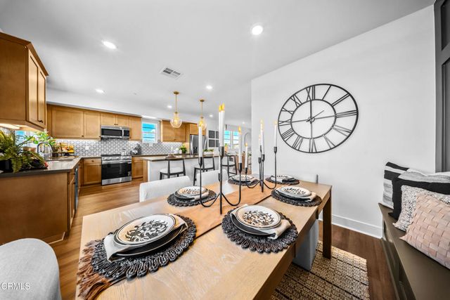 2870 Via Dolomito, Camarillo, CA 93012