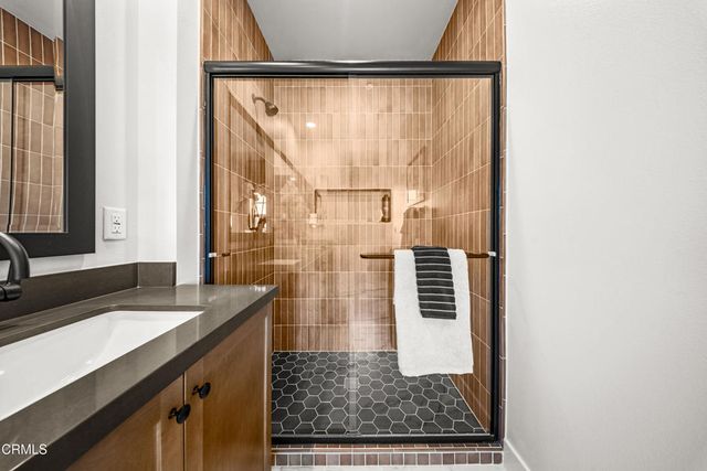 2870 Via Dolomito, Camarillo, CA 93012