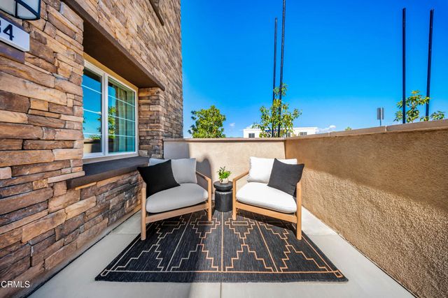 2870 Via Dolomito, Camarillo, CA 93012