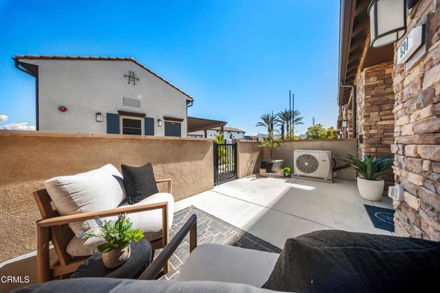 2870 Via Dolomito, Camarillo, CA 93012