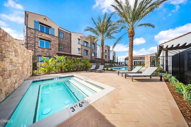 2870 Via Dolomito, Camarillo, CA 93012