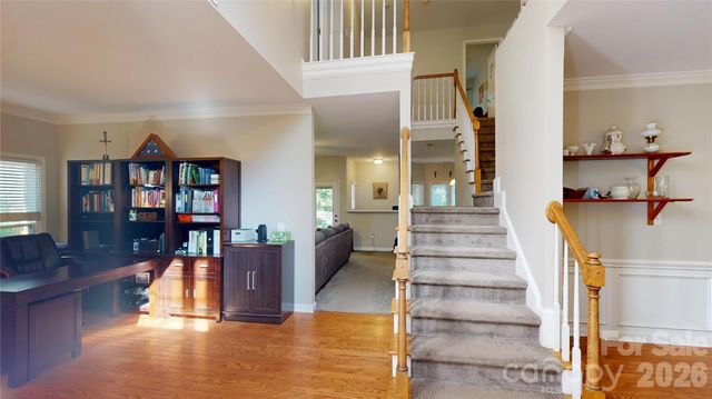 1606 Thornblade Ridge Drive, Matthews, NC 28105