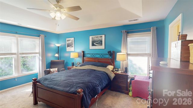 1606 Thornblade Ridge Drive, Matthews, NC 28105