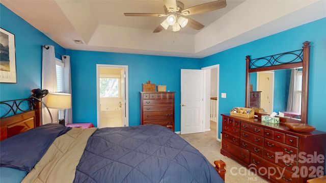 1606 Thornblade Ridge Drive, Matthews, NC 28105