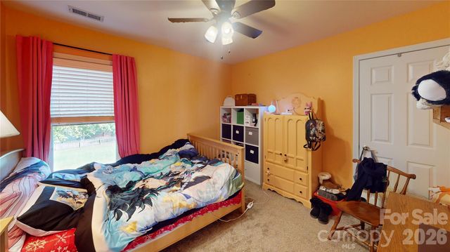 1606 Thornblade Ridge Drive, Matthews, NC 28105