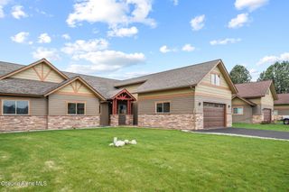 24 Bellflower, Blanchard, ID 83804