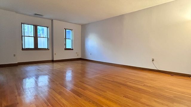 28 Parkman St. 2, Brookline, MA 02446