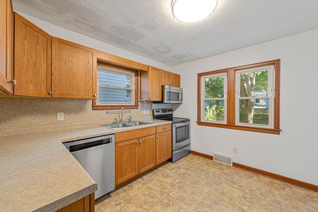 411 N Broad Street, Mankato, MN 56001