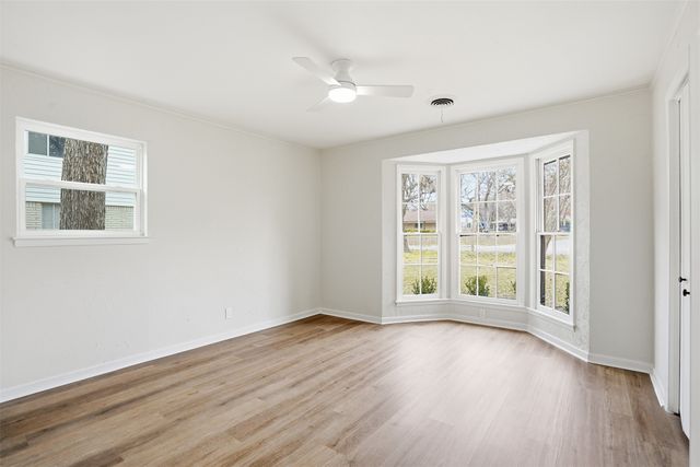 8625 Marys Creek Drive, Benbrook, TX 76116