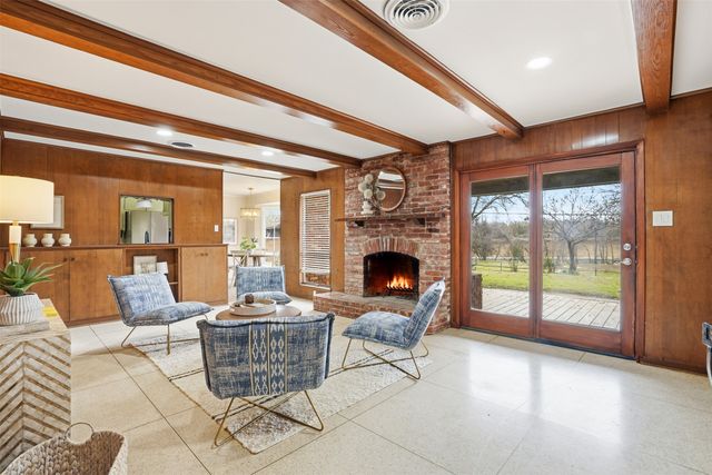 8625 Marys Creek Drive, Benbrook, TX 76116