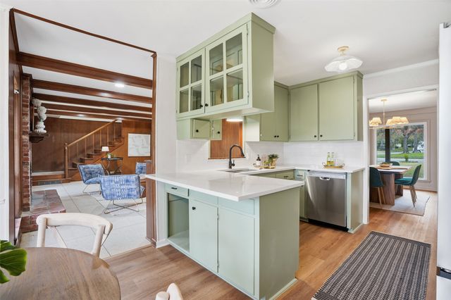 8625 Marys Creek Drive, Benbrook, TX 76116