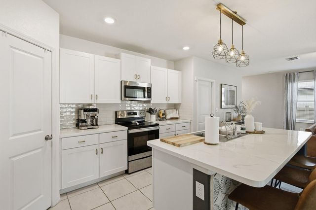 6139 APPLE SNAIL AVENUE, New Port Richey, FL 34653