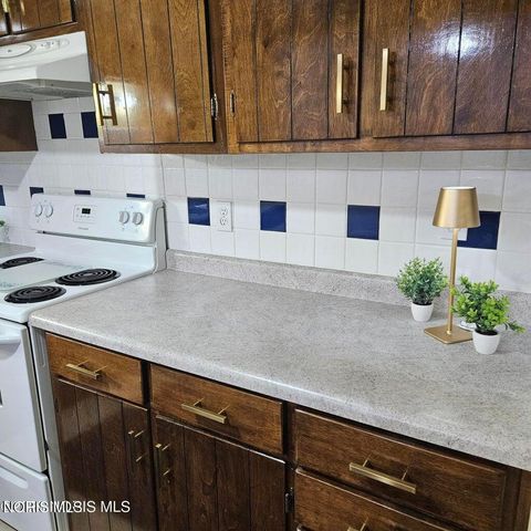 1662 Brownstone Boulevard, 312, Toledo, OH 43614