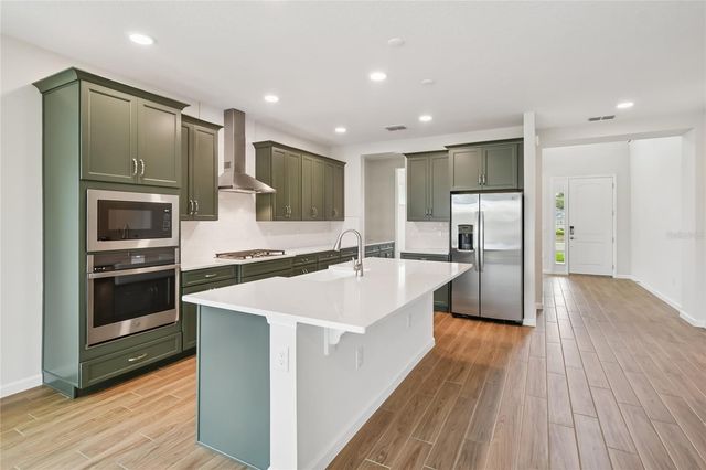 744 POINTE EMERSON BOULEVARD, Apopka, FL 32703